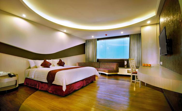 Imagen de la habitación del Hotel Aston Cirebon and Convention Center. Foto 17
