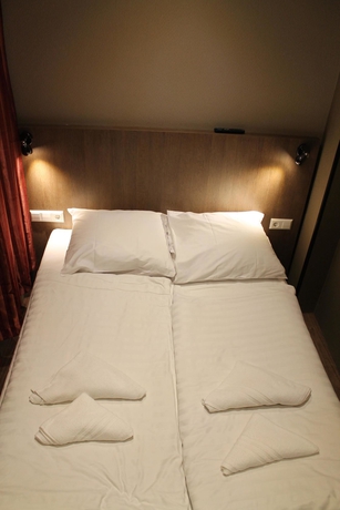 Imagen de la habitación del Hotel Aston City. Foto 14