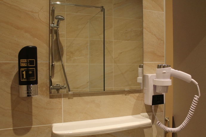 Imagen de la habitación del Hotel Aston City. Foto 15