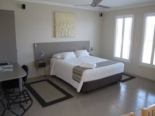 Imagen de la habitación del Hotel Aston Hill Motor Lodge. Foto 1