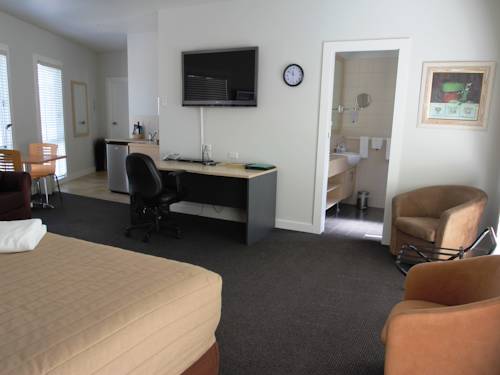 Imagen de la habitación del Hotel Aston Hill Motor Lodge. Foto 5