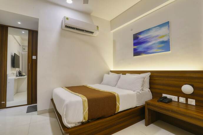 Imagen de la habitación del Hotel Aston, Indore. Foto 18