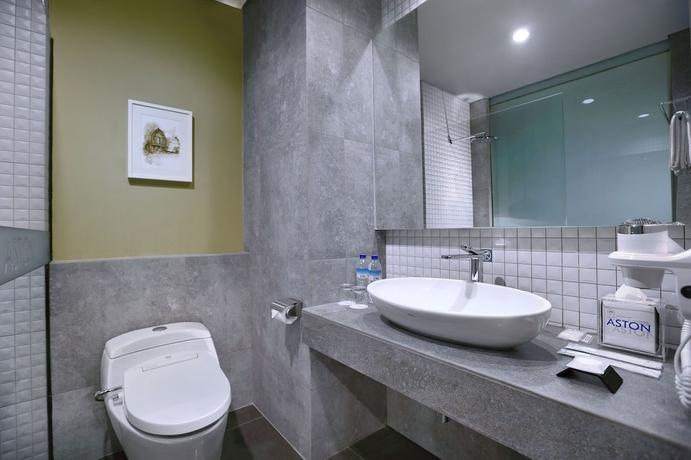 Imagen de la habitación del Hotel Aston Inn Mataram. Foto 15