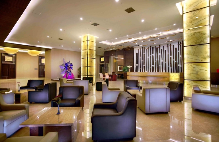 Imagen de los interiores del Hotel Aston Jember and Conference Center. Foto 14
