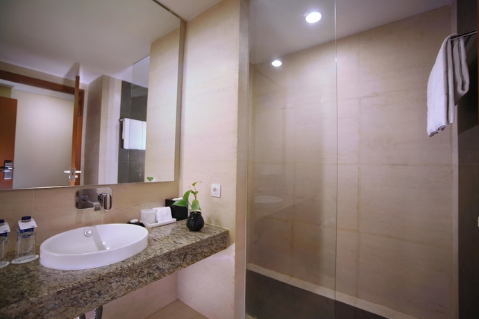 Imagen de la habitación del Hotel Aston Jember and Conference Center. Foto 12