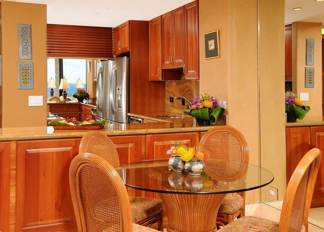 Imagen de la habitación del Hotel Aston Mahana At Kaanapali. Foto 8