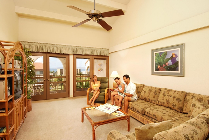 Imagen de los interiores del Hotel Aston Maui Hill. Foto 12