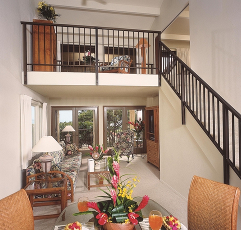 Imagen de los interiores del Hotel Aston Maui Hill. Foto 15