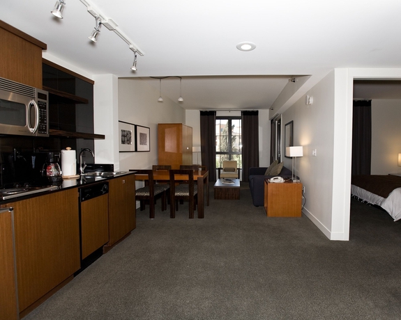 Imagen de la habitación del Hotel Aston Montelago Village Resort. Foto 2