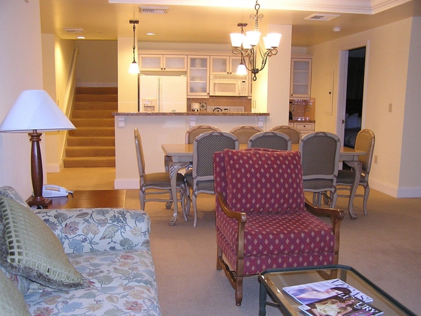 Imagen de los interiores del Hotel Aston Montelago Village Resort. Foto 6