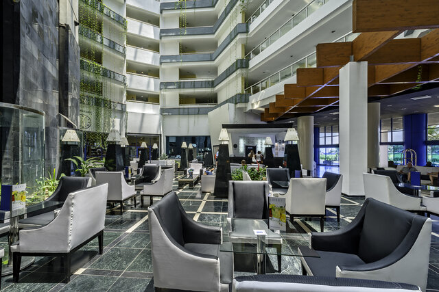 Imagen de los interiores del Hotel Aston Panorama. Foto 10