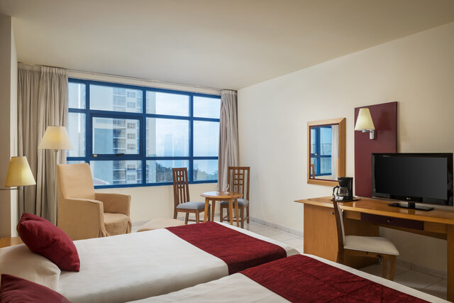 Imagen de la habitación del Hotel Aston Panorama. Foto 7