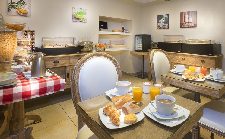 Imagen del bar/restaurante del Hotel Aston, París. Foto 2