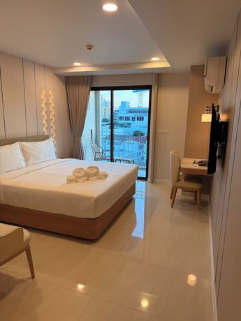 Imagen de la habitación del Hotel Aston Pattaya. Foto 3