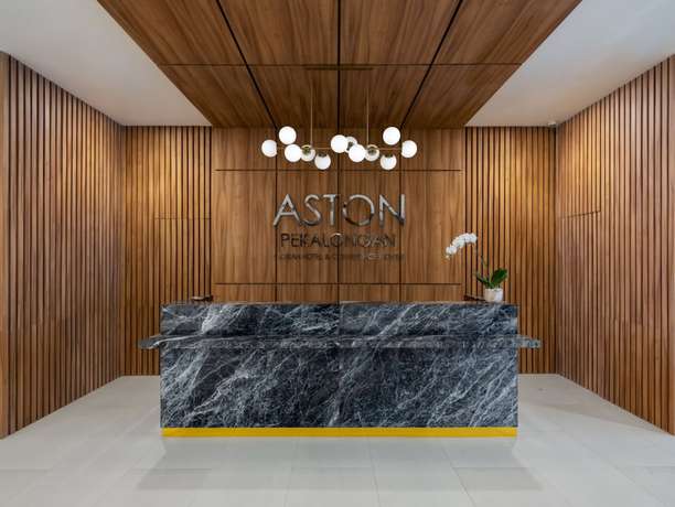 Imagen de los interiores del Hotel Aston Pekalongan Syariah and Conference Center. Foto 6