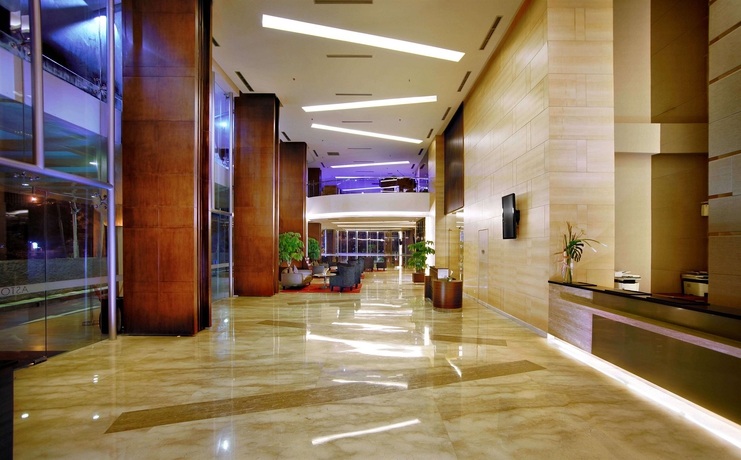 Imagen de los interiores del Hotel Aston Pluit and Residence. Foto 15