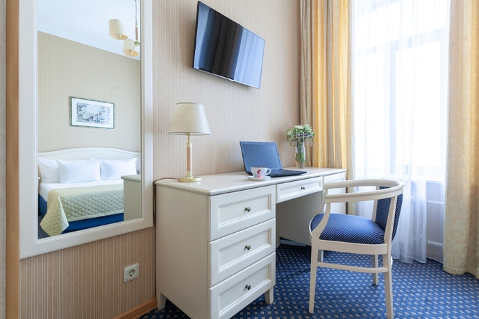 Imagen de la habitación del Hotel Aston, San Petersburgo. Foto 13