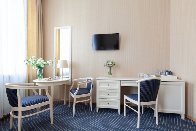 Imagen de la habitación del Hotel Aston, San Petersburgo. Foto 15