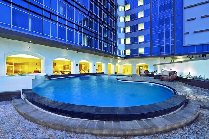 Imagen general del Hotel Aston Semarang Hotel And Convention Center. Foto 1