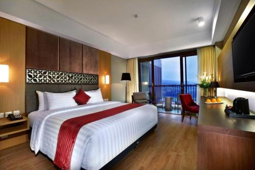 Imagen de la habitación del Hotel Aston Sentul Lake Resort and Conference Center. Foto 6