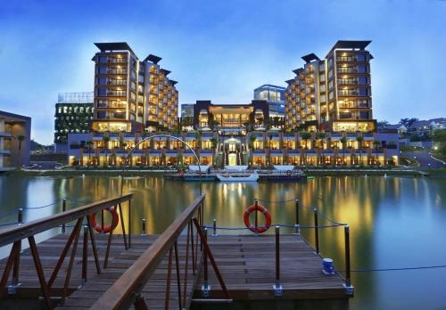 Imagen general del Hotel Aston Sentul Lake Resort and Conference Center. Foto 1