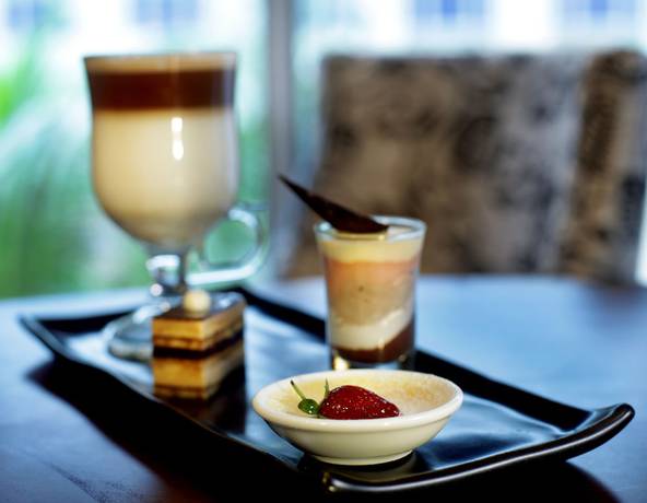 Imagen del bar/restaurante del Hotel Aston Tanjung Pinang and Conference Center. Foto 6