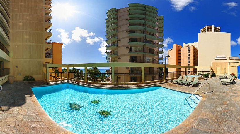 Imagen de la piscina del Hotel Aston Waikiki Beach Tower. Foto 14