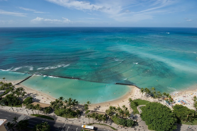 Imagen de los exteriores del Hotel Aston Waikiki Beach Tower. Foto 9