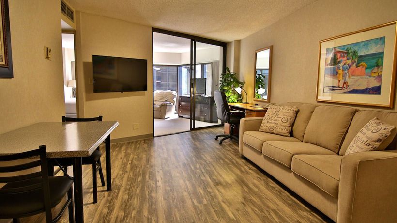 Imagen de la habitación del Hotel Aston at the Executive Centre. Foto 4