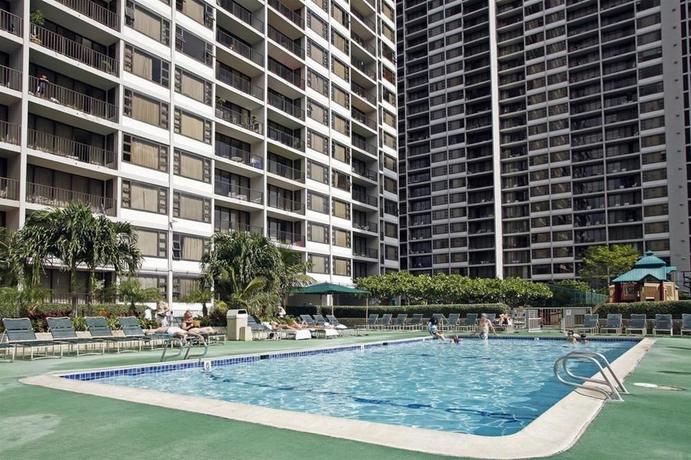 Imagen general del Hotel Aston at the Waikiki Banyan. Foto 7