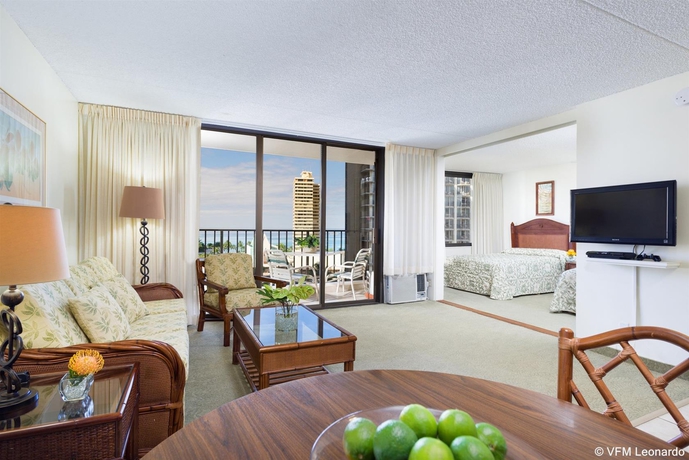 Imagen general del Hotel Aston at the Waikiki Banyan. Foto 10