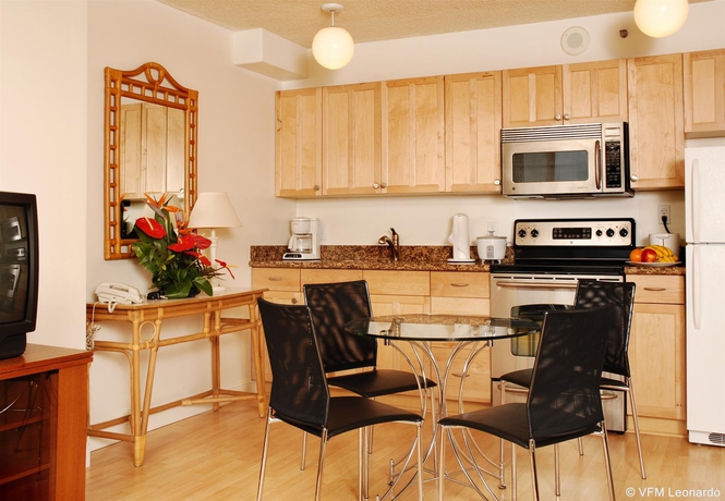 Imagen general del Hotel Aston at the Waikiki Banyan. Foto 12