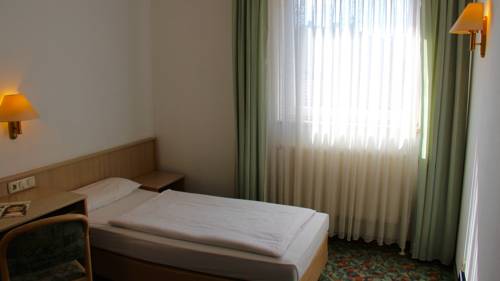 Imagen de la habitación del Hotel Astor, Altenburgo. Foto 4