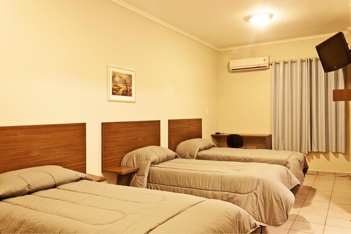 Imagen de la habitación del Hotel Astor, Bauru. Foto 10