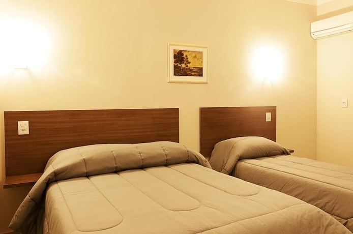 Imagen de la habitación del Hotel Astor, Bauru. Foto 11