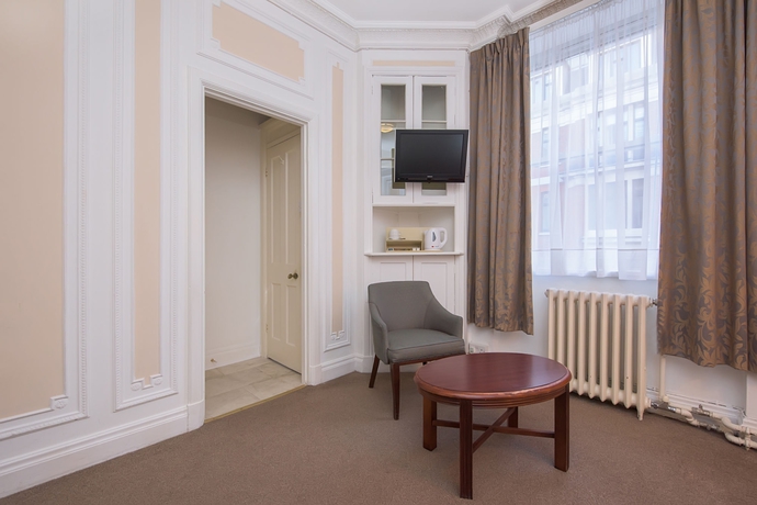 Imagen de los interiores del Hotel Astor Court. Foto 14