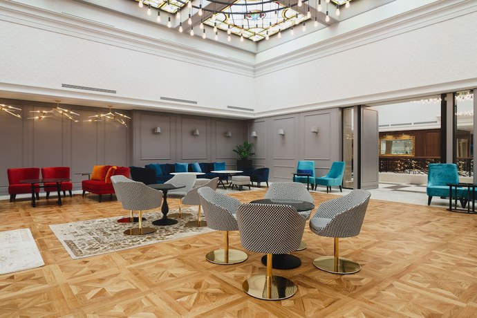Imagen de los interiores del Hotel Astor Garden. Foto 14
