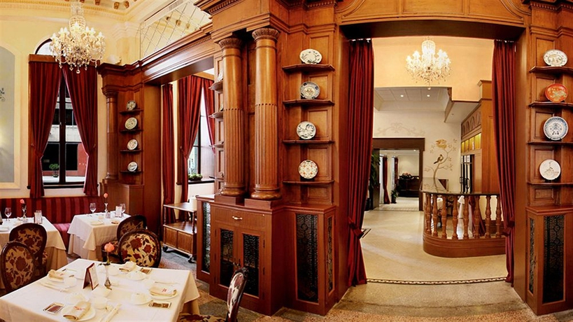 Imagen del bar/restaurante del Hotel Astor House. Foto 2