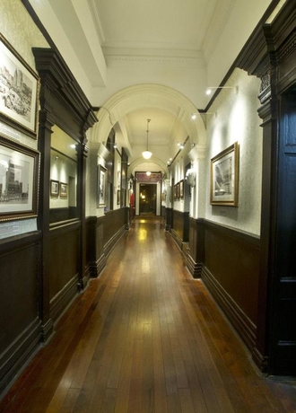 Imagen de los interiores del Hotel Astor House. Foto 14