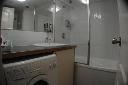 Imagen de la habitación del Hotel Astor Metropole. Foto 15