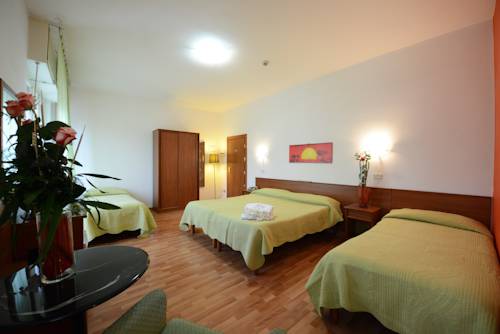 Imagen de la habitación del Hotel Astor, San Sisto. Foto 2