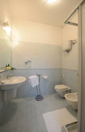 Imagen de la habitación del Hotel Astor, San Sisto. Foto 8