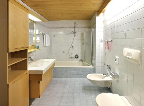 Imagen de la habitación del Hotel Astor, Selva di Val Gardena. Foto 8