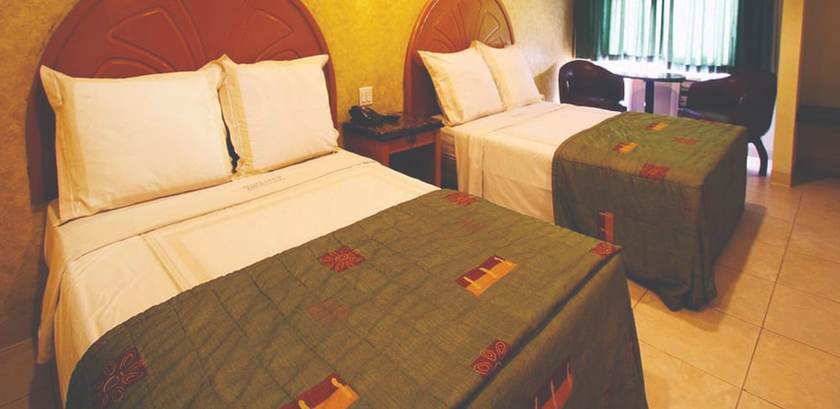 Imagen de la habitación del Hotel Astor Tijuana. Foto 16