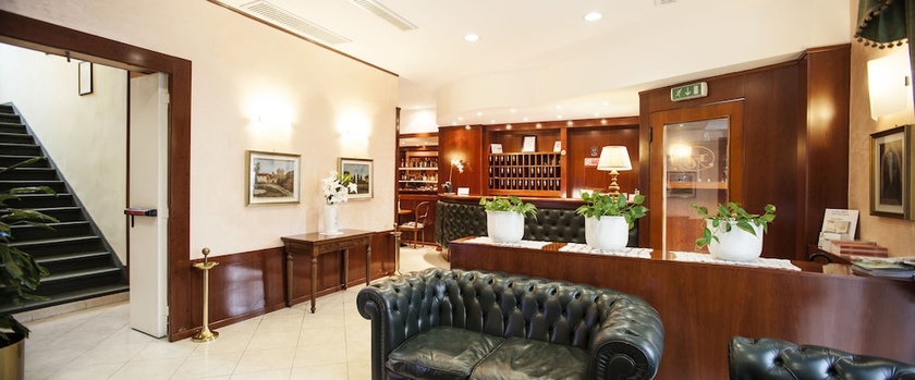 Imagen de los interiores del Hotel Astor, Turín. Foto 17