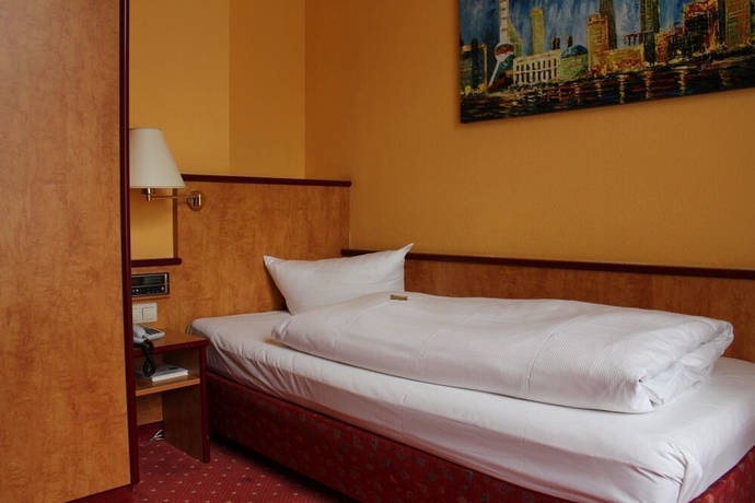 Imagen de la habitación del Hotel Astor, Wuppertal. Foto 10