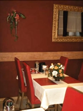 Imagen del bar/restaurante del Hotel Astor, Wuppertal. Foto 5