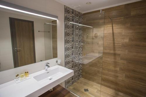 Imagen de la habitación del Hotel Astoria All Inclusive & Private Beach. Foto 11