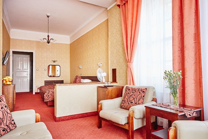 Imagen de la habitación del Hotel Astoria, Balatonfured. Foto 2