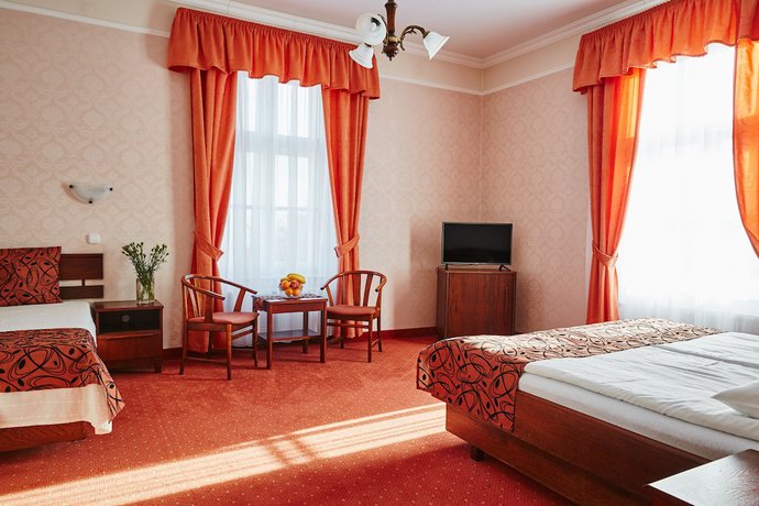 Imagen de la habitación del Hotel Astoria, Balatonfured. Foto 9